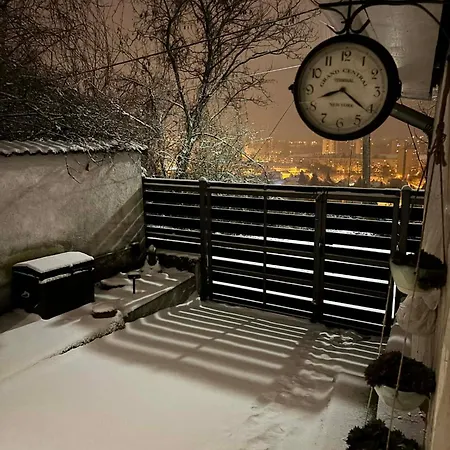 Moonlight Balcony Winehouse Appartement